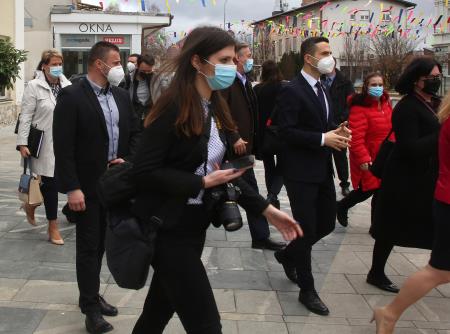 VLADA NA OBISKU V CERKNICI 054 FOTO LJUBO VUKELIČ